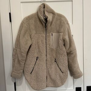 Lole Tan Fleece Jacket EUC (Worn Once or Twice)